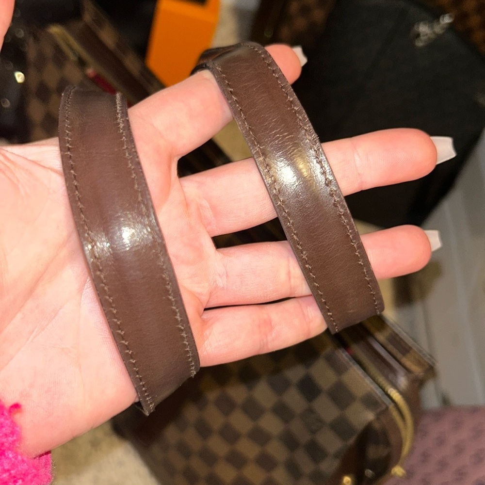 Host Appreciation 🐞 Louis Vuitton Chelsea shoulder bag - Picture 11 of 15